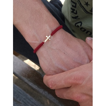 Мъжка плетена гривна със златен кръст