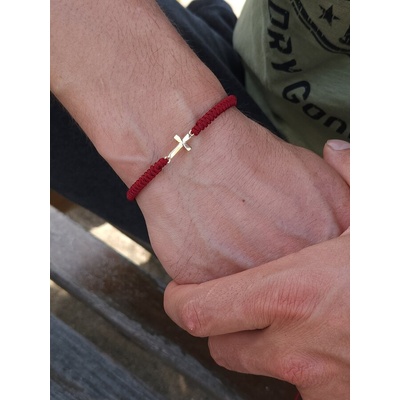 Мъжка плетена гривна със златен кръст