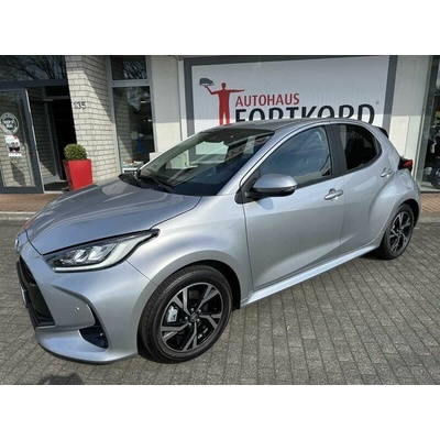 Toyota Yaris 1.5 Hybrid Style 96 kW