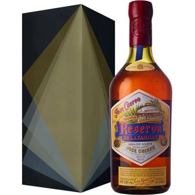 Jose Cuervo Reserva de la Familia 2020 38% 0,7 l (kazeta)