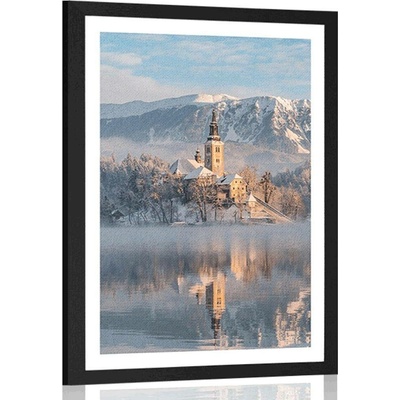Plakát s paspartou kostel u jezera Bled ve Slovinsku - 30x45 black