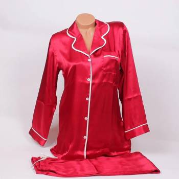 Image 1 of Стилна сатенена пижама в червен цвят