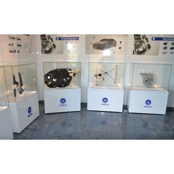 Expoint STUVPK Výstavná vitrína z radu VISIBLE s preskleným korpusom 80 x 80 x 70+45 cm