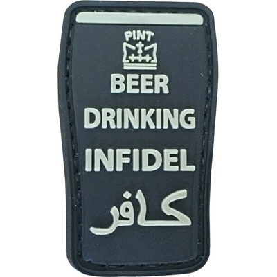 WARAGOD Nášivka 3D Beer Drinking Infidel čierna 3x5cm