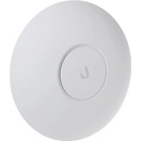 Access pointy a routery Ubiquiti UAP-AC-LR 8.11a