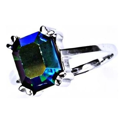 Čištín Stříbrný prsten s krystalem emerald efekt T 1201