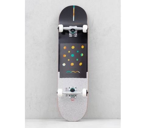 Globe G1 Nine Dot Four