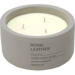 Blomus (Германия) Ароматна свещ BLOMUS FRAGA с аромат Royal Leather - Ø13 х 6.5 см - цвят сиво-бежов (BLOMUS 65961)
