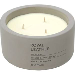 Blomus (Германия) Ароматна свещ BLOMUS FRAGA с аромат Royal Leather - Ø13 х 6.5 см - цвят сиво-бежов (BLOMUS 65961)