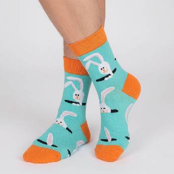 Свежи мъжки памучни чорапи в тюркоазено-зелено и оранжево със заек