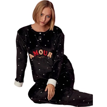 Image 1 of Дамска плюшена пижама в черно с надпис и сърчица