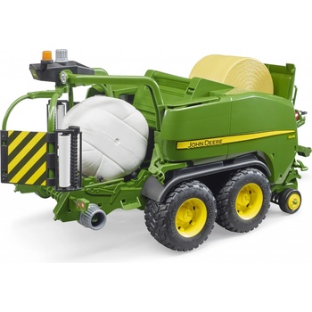 Bruder 2032 Balíkovač s obalovačem JOHN DEERE C441R