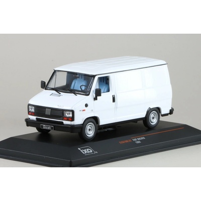 IXO Fiat Ducato 1982 1:43
