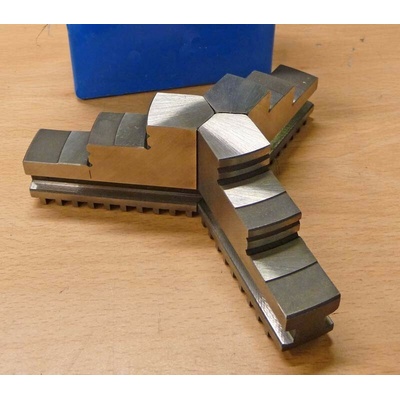 Tvrdá vnější čelist SCV 250/3 - 2 pro samostředící univerzální sklíčidlo TOS 2438490253200