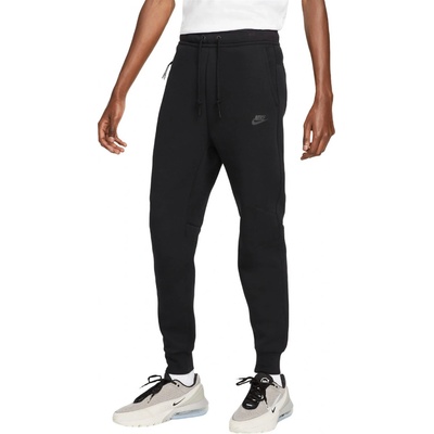 Nike M NK TCH FLC JGGR černá