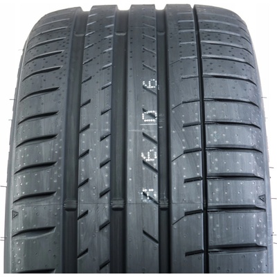 Falken Azenis RS820 305/30 R21 102Y