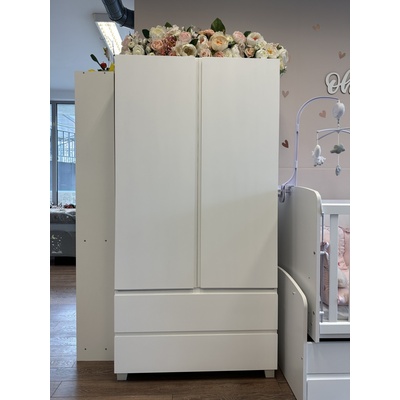 Дейзи Н ГАРДЕРОБ ОРСО БЯЛ СЪС СКРИТИ ДРЪЖКИ