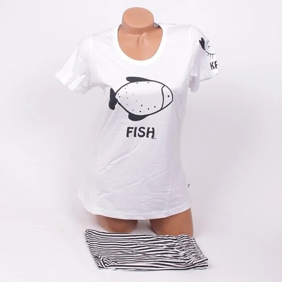 Пижама в бяло с рибка и райе