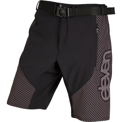 Eleven krátke Pegg Black