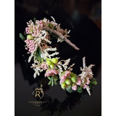 Radi handmade Диадема с розова и бяла декорация (1005)