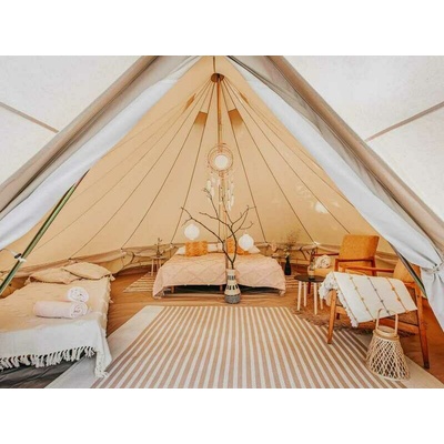 Glamping v Černickej obore