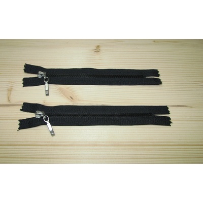 Kostenný zips čierna 3mm nedeliteľný 14cm