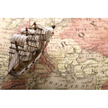 DIMEX ART s. r. o Флизелинов фототапет модел на кораб върху картата 375 x 250 см