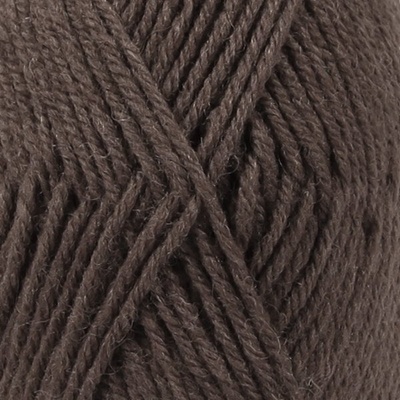 DROPS Design Karisma Uni Colour 04 Chocolate Brown Плетива прежда (101004)
