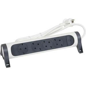 Legrand 4 Plug 3 m Switch (694536)