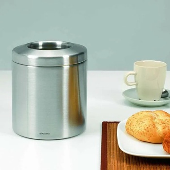 Image 1 of Brabantia Matt Steel 2,3 l (647198)