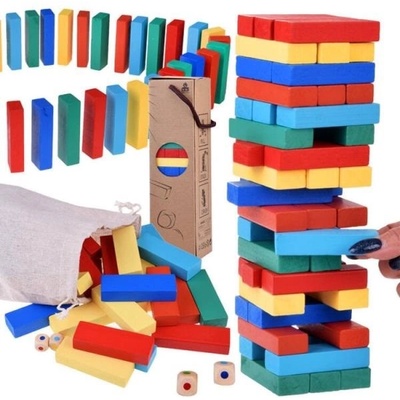 Jenga balansujúca veža