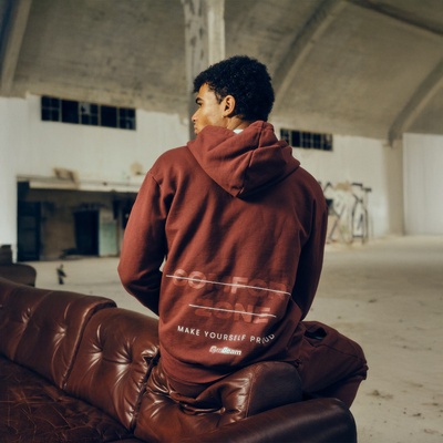 GymBeam Суичър с качулка и цип Zone Cherrywood S