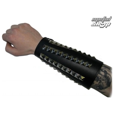 Black & metal гривна Конуси - bwz-109