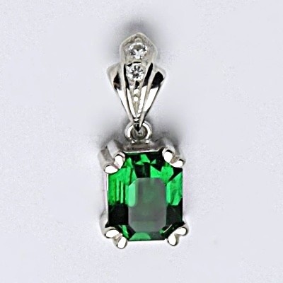 Čištín Stříbrný přívěšek s krystalem emerald P 1201 1