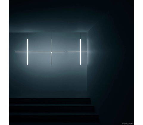 FLOS F1811033