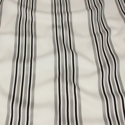 Šatovka biela, šedo-čierny pruh, š.145