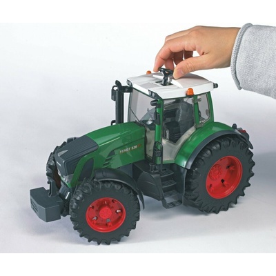 Bruder TRAKTOR FENDT 936 VARIO 3040