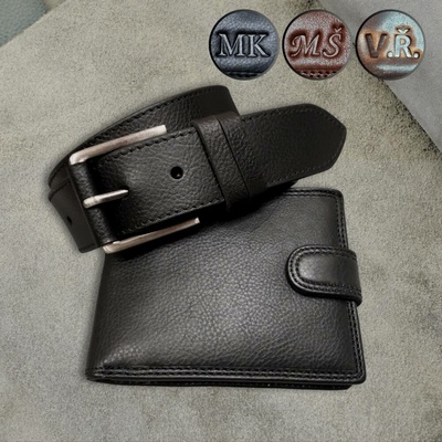 Vlastní monogram zdarma Pánský dárkový set z pravé kůže peněženka a pásek s monogramem. Stylový praktický a osobní dárek pro muže s dárkovou krabičkou.