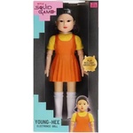 IMC Toys Игра на калмари: Интерактивна кукла Йънг-Хи - 30 см, на английски (925939)