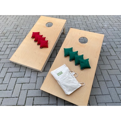 Stoa Cornhole: dvě hrací desky a 8 sáčků