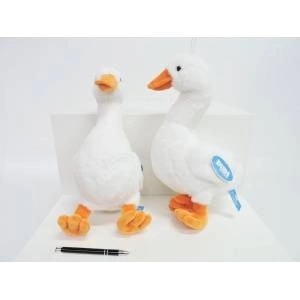 Dubi *PLUSH ges with pendant, 33 cm,