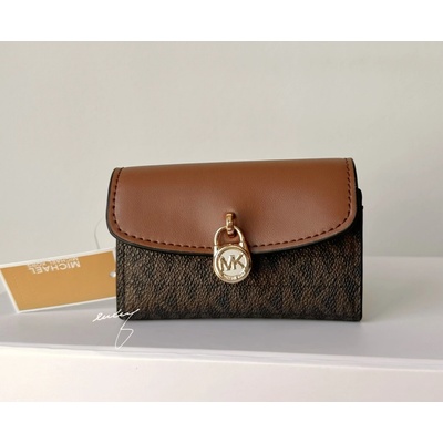 Michael Kors dámská peněženka Lyra hnědá monogram
