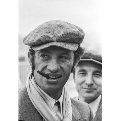 BRIDGEMAN IMAGES Plagát, Obraz - Jean Paul Belmondo during the shooting of the film “Borsalino”, 26.7 × 40 cm