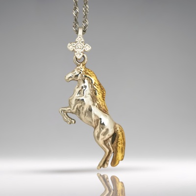 Кон - Мъжки спортен медальон с частично позлатено покритие - Сребро 925 - Ръчно изработено бижу/талисман конен спорт - Идеален подарък - ssj