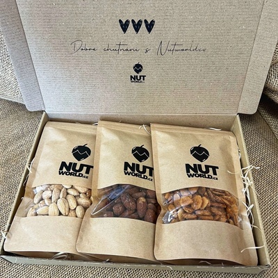Nutworld Dárková ořechová krabička slaná 3 x 200 g