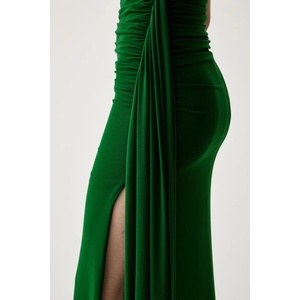 Bardot рокля с голи рамене (59512DB) - answear - 234,50 лв