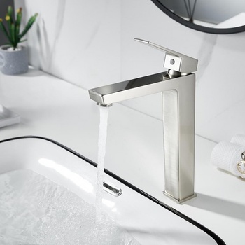 Inter Ceramic Смесител за умивалник висок 1418191brush nickel