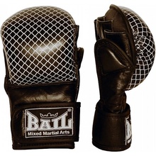 Bail MMA grappling