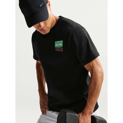 Nike Тениска m nk tee std train stickers