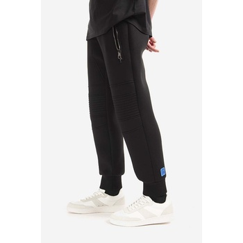 Neil Barrett Спортен панталон Neil Barett Skinny Low Rise Swatpants в черно с изчистен дизайн (BJP002BH.S505C.01)
